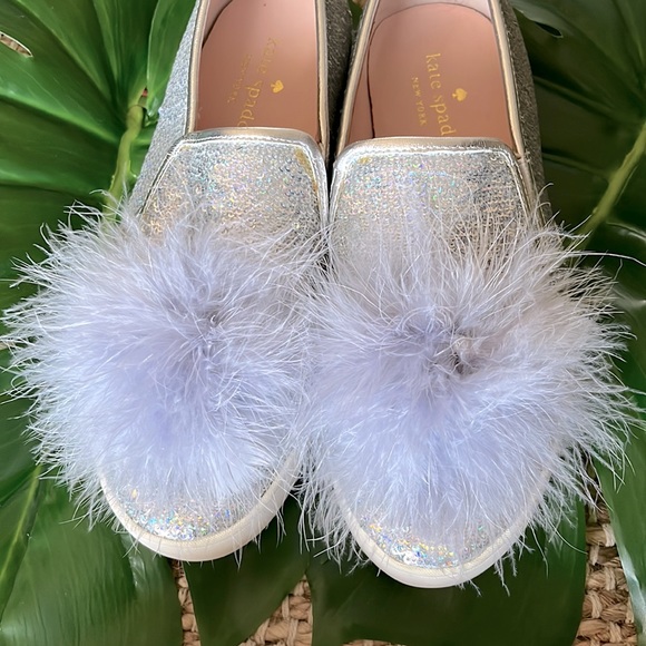 Kate Spade Latina Pom slip on - Picture 3 of 11